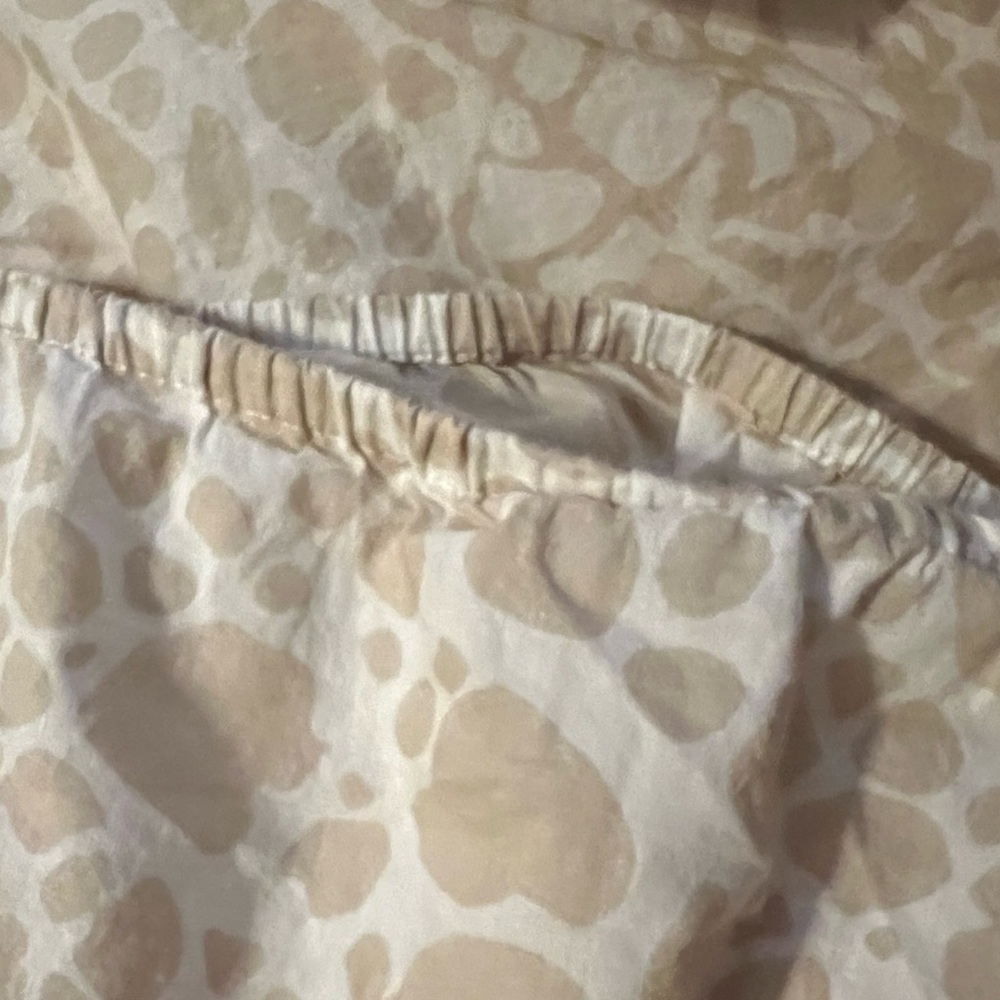 ⭐️ 3 For $15  LOFT Animal Ruffle Top - Picture 7 of 8